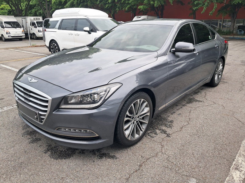 Hyundai Genesis