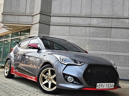 Hyundai Veloster 2011