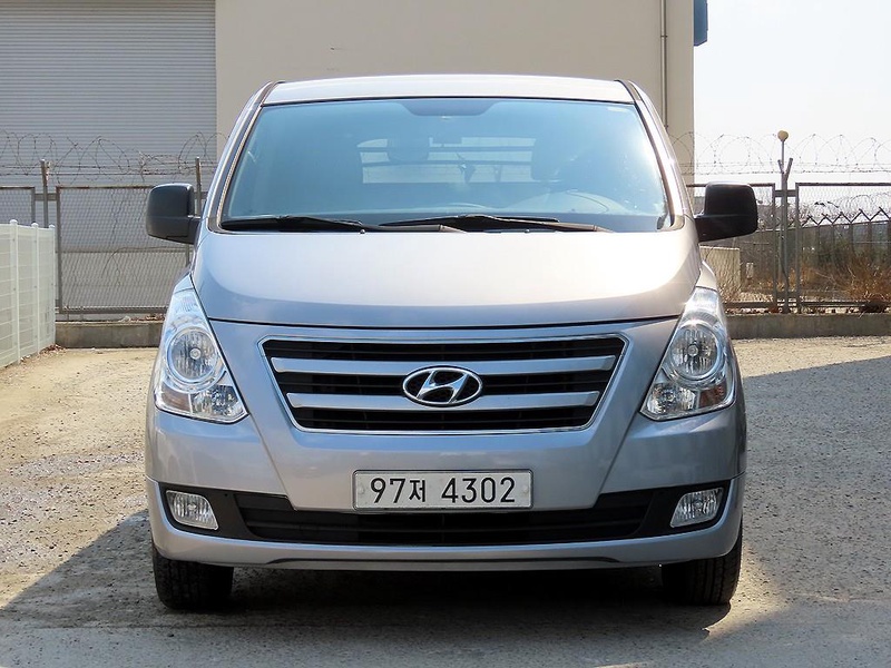 Hyundai Starex
