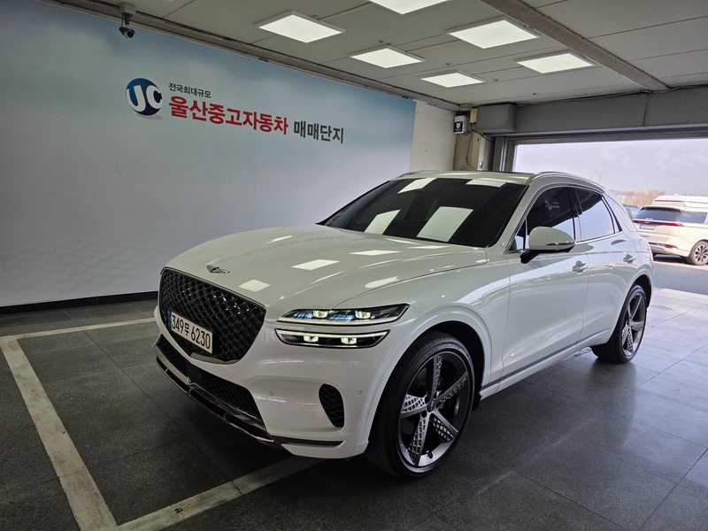 Genesis GV70