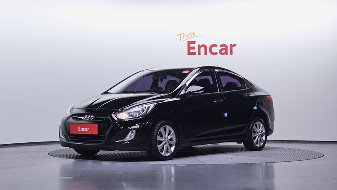 Hyundai Accent 2012