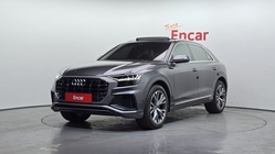 Audi Q8 2021