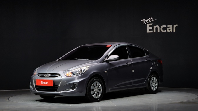 Hyundai Accent 2015