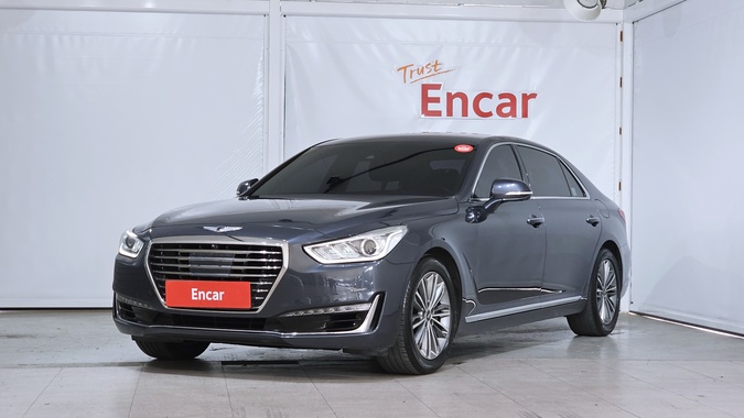 Genesis EQ900 2017