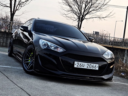 Hyundai Genesis 2011