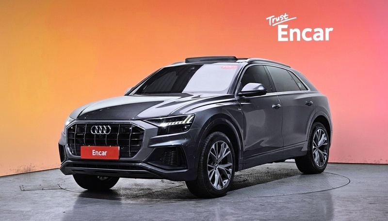 Audi Q8
