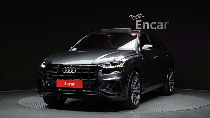 Audi Q8