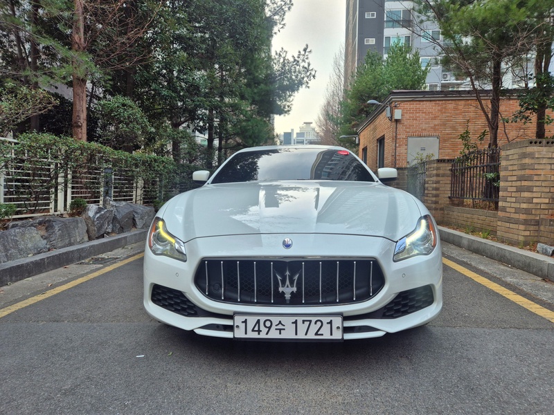 Maserati Quattroporte