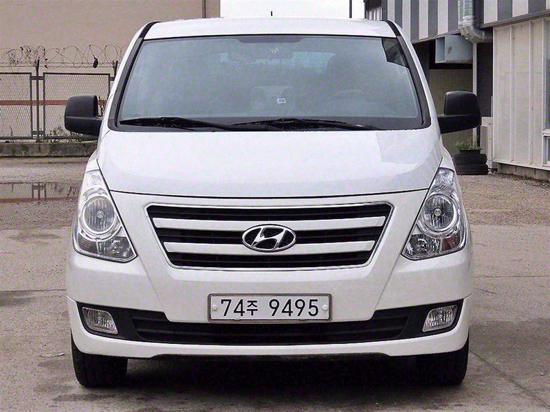 Hyundai Starex