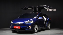 Tesla Model X 2020