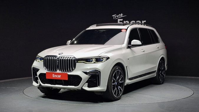 BMW X7 2021