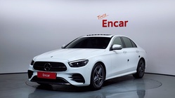 Mercedes-Benz E-Class 2023
