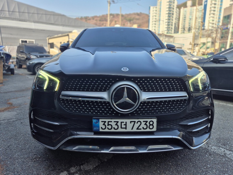 Mercedes-Benz GLE-Class