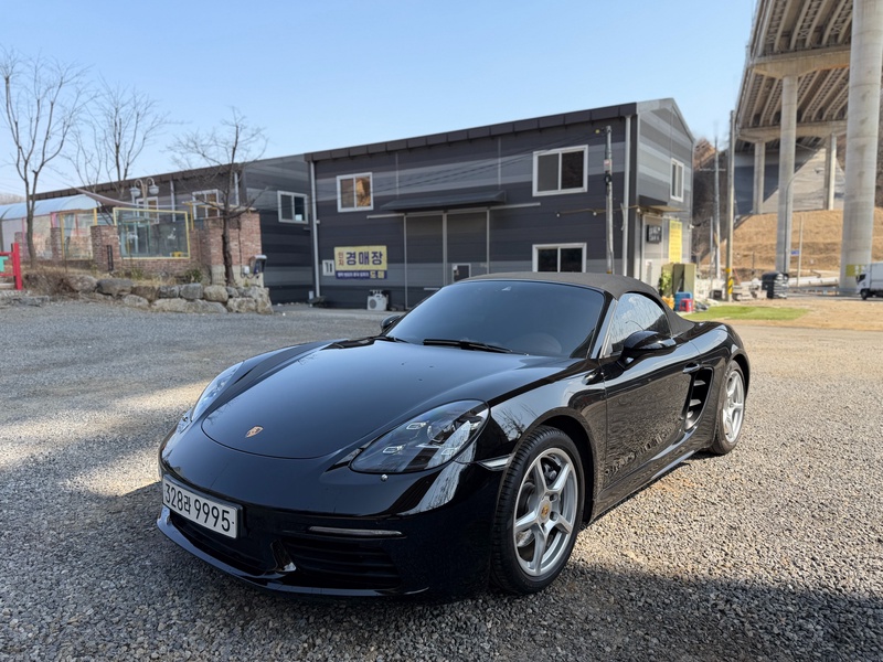 Porsche 718
