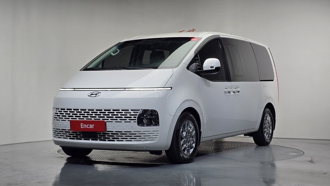 Hyundai Staria 2021