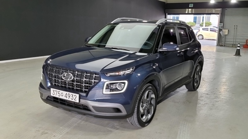 Hyundai Venue