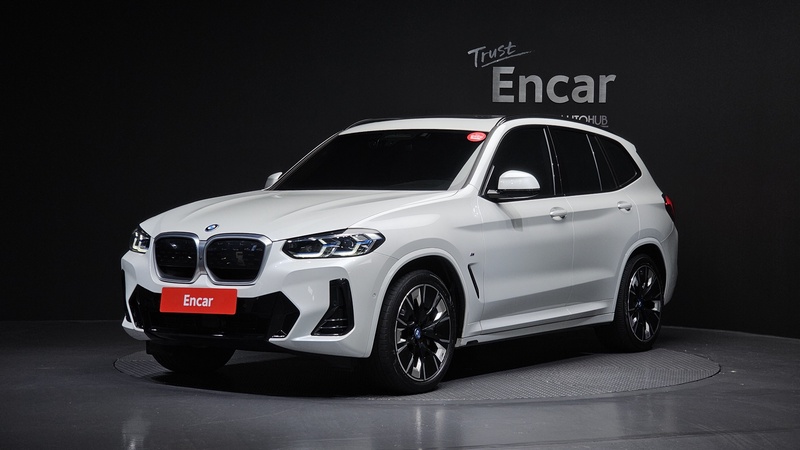 BMW iX3