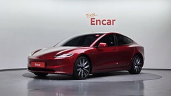 Tesla Model 3 2024