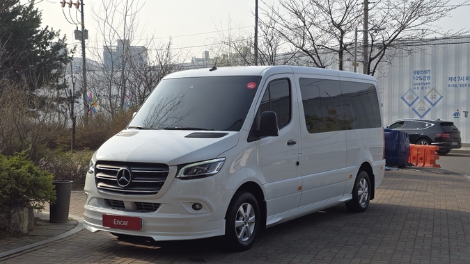 Mercedes-Benz Sprinter 2024