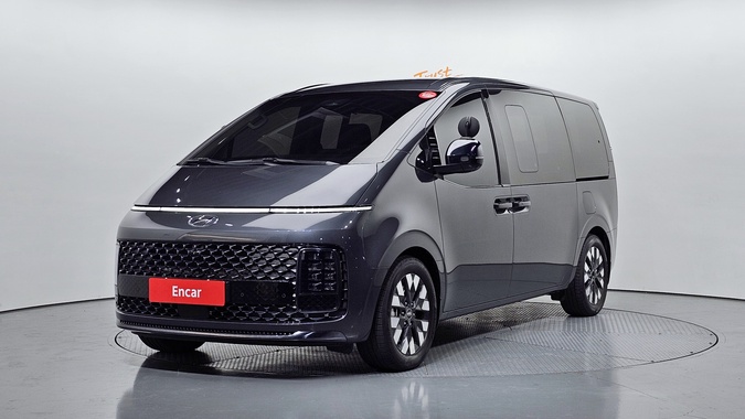Hyundai Staria 2021