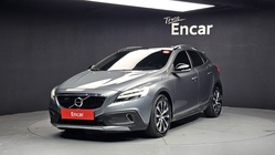 Volvo V40 2018