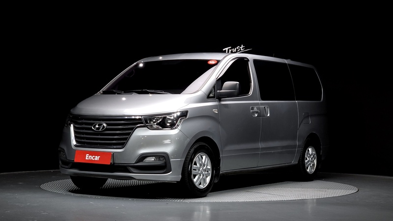 Hyundai Starex