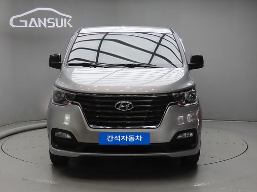 Hyundai Starex 2018