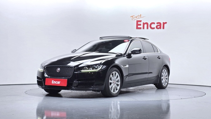 Jaguar XE 2017