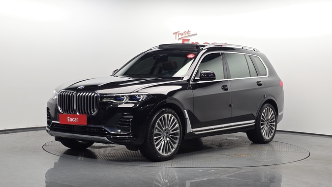 BMW X7 2021