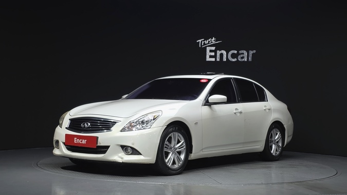 Infiniti G 2012