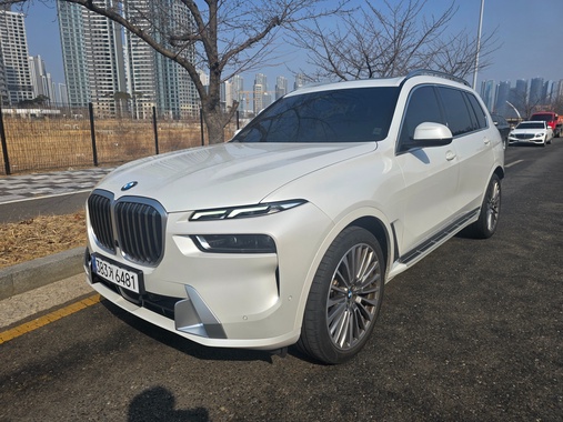BMW X7 2023