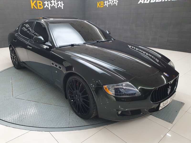Maserati Quattroporte