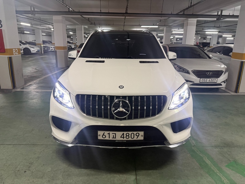 Mercedes-Benz GLE-Class