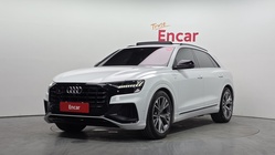 Audi Q8 2021