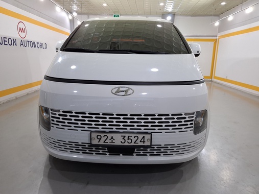 Hyundai Staria 2021