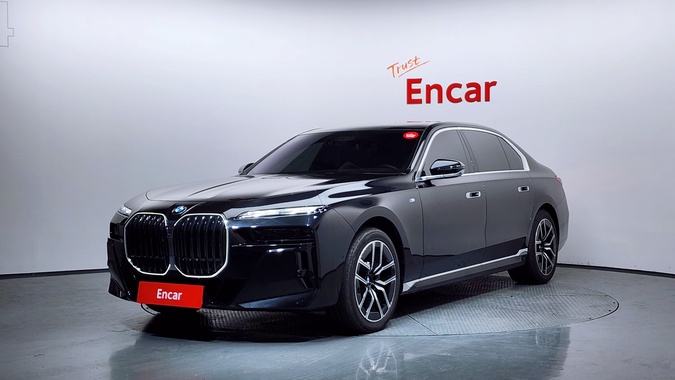 BMW 7 Series 2024