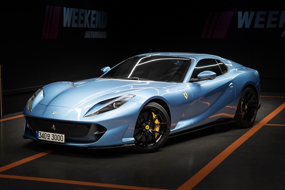 Ferrari 812 2020