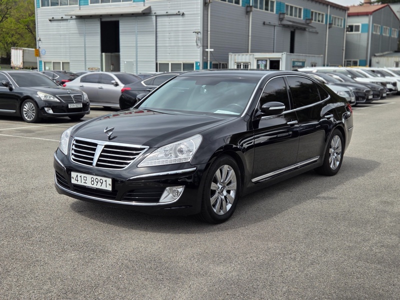 Hyundai Equus