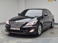 Hyundai Genesis 2012