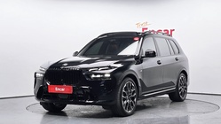 BMW X7 2025