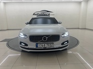 Volvo S90 2022