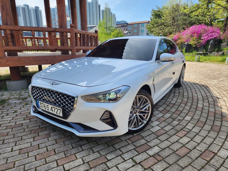 Genesis G70