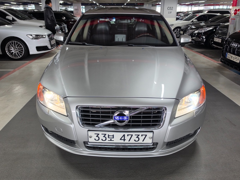 Volvo S80