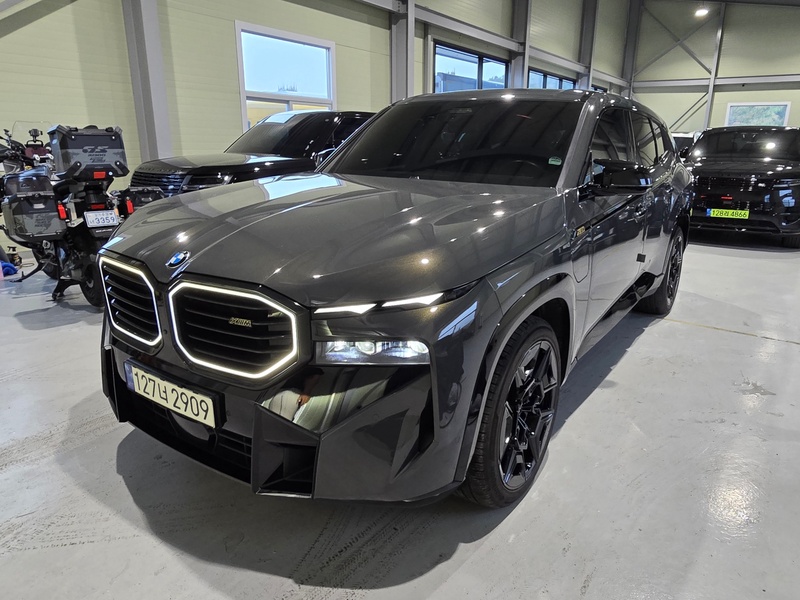 BMW XM