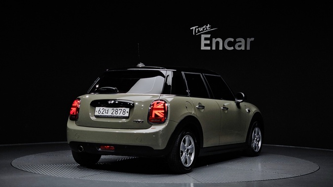 MINI Cooper 2018