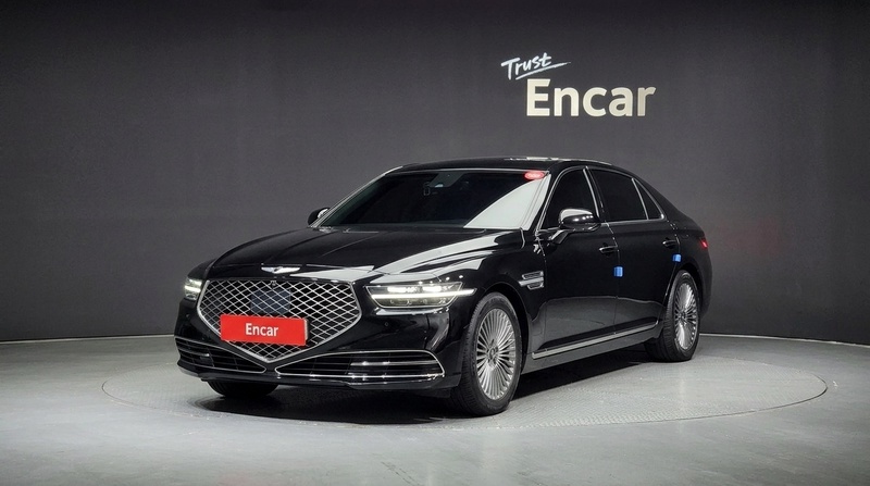 Genesis G90