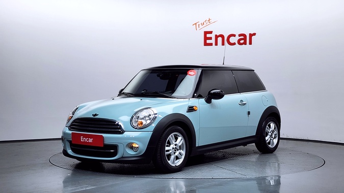 MINI Cooper 2011