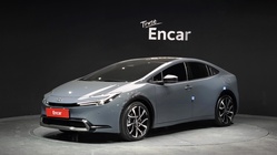 Toyota Prius 2025