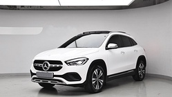 Mercedes-Benz GLA-Class 2021