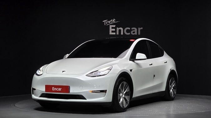 Tesla Model Y 2021
